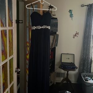Dark blue long dress. Used once as a bridesmaids dress.